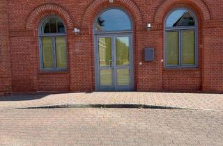 Büro zu mieten in Am Bahnhof, 25704 Meldorf, Praxis- / Bürosräume im restaurierten Bahnhofsgebäude