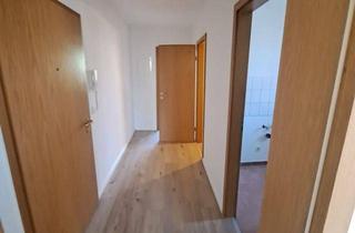 Wohnung mieten in 08451 Crimmitschau, kleine Singlewohnung in ruhigem Mehrfamilienhaus, nahe Neuberts Restaurant