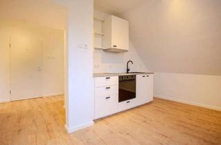 Wohnung kaufen in 33098 Paderborn, Provisionsfrei! Zentral gelegene, frisch modernisierte 2-Zimmer Wohnung inkl. EBK und Stellplatz