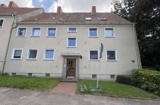 Wohnung kaufen in 24149 Neumühlen-Dietrichsdorf, Vermietete 2,5-Zimmer-Wohnung in ruhiger Lage und FH-Nähe