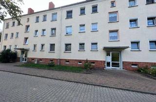 Wohnung kaufen in Ernst-Kamieth-Straße 11, 06886 Lutherstadt Wittenberg, solide 3-Raum-Wohnung