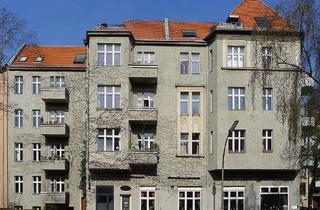 Wohnung kaufen in 12161 Friedenau, Jugendstil am Südwestkorso: 3-Zimmer-Wohnung mit Balkon in Berlin-Friedenau
