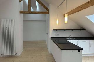 Wohnung mieten in Schachenstraße 26, 55743 Idar-Oberstein, Helle Dachgeschosswohnung 2,5 Zimmer mit EBK