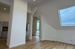 Wohnung mieten in Ebersstraße 58, 10827 Schöneberg, Neubau im Altbau - Lichtdurchflutete Dachgeschosswohnung in Berlin-Schöneberg