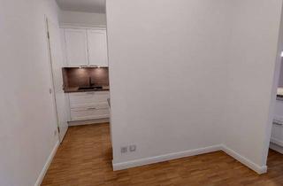 Wohnung mieten in Heubnerweg 7a, 14059 Charlottenburg, Exklusive 4-Zimmer-Wohnung mit Balkon im 2. OG in Charlottenburg