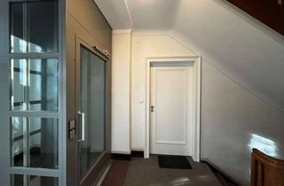 Wohnung mieten in Brüsseler-Ring 17, 52074 Aachen, Waldlage AC-Süd. Sanierte 1-Raum-Wohnung mit EBK (Küche)