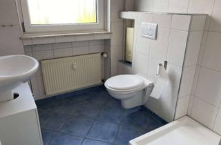Wohnung mieten in Graf-Adolf-Str. xx, 42119 Elberfeld, Nähe Uni. Teilmöblierte 1 Zi.-Whg. mit Diele und Duschbad mit Fenster. Hochparterre, sep. Eingang.