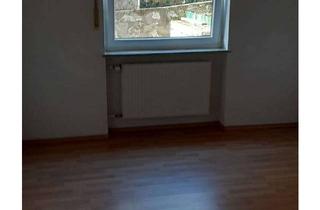 Wohnung mieten in 75242 Neuhausen, Vollständig renovierte Wohnung mit zwei Zimmern und Balkon in Neuhausen