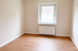 Wohnung mieten in Lindenallee 12, 04509 Delitzsch, Für Sie modernisiert! Großzügige 2-Wohnung mit Einbauküche und PKW-Stellplatz!