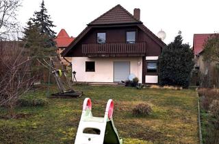 Einfamilienhaus kaufen in In Zöllschen 12, 06231 Tollwitz, Einfamilienhaus mit 6 Zimmern und Carport in Tollwitz