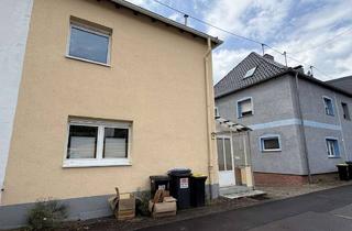 Haus kaufen in 66352 Großrosseln, Renovierungsbedürftiges Wohnhaus in Karlsbrunn