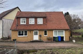 Einfamilienhaus kaufen in 37434 Wollershausen, Solides Einfamilienhaus in zentraler Lage von Wollershausen