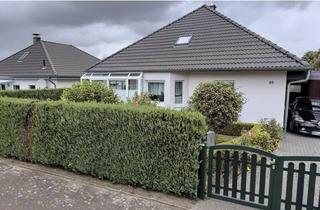 Haus kaufen in Lang Berg 26, 18198 Stäbelow, Zuhause mit Zukunft - flexibel nutzbarerer Bungalow für junge Paare, Familien oder Senioren!