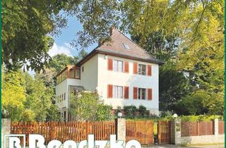 Einfamilienhaus kaufen in Gerkrathstraße, 14129 Nikolassee, Stilvolles Einfamilienhaus auf parkähnlichem Grundstück in sehr gefragter grüner Lage