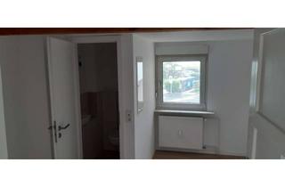 Haus mieten in 61476 Kronberg, Geräumiges 5,5-Zimmer-Haus mit Carport in Kronberg im Taunus