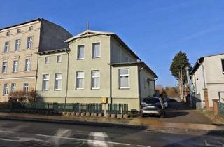 Anlageobjekt in Schwaaner Straße 65, 18273 Güstrow, Voll vermietetes Mehrfamilienhaus mit 2 Garagen in Güstrow