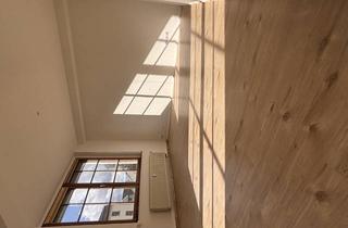 Wohnung mieten in Friedrichstraße, 09380 Thalheim, Viel Platz zum Leben & Arbeiten – 5 Zimmer | 2 Bäder | Aufzug