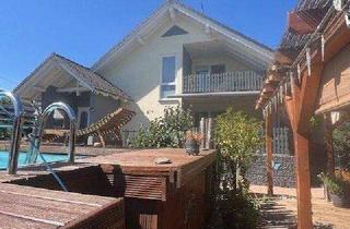 Einfamilienhaus kaufen in 66706 Perl, Perl - Elegantes Familienhaus mit Pool und erstklassiger Ausstattung in Perl-Borg zu verkaufen