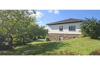 Haus kaufen in 35239 Steffenberg, Steffenberg - Traumhafte Immobilie in Südhanglage mit Einliegerwohnung