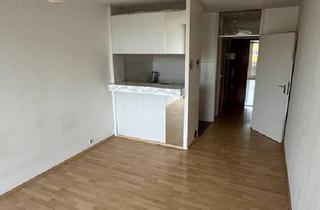 Wohnung kaufen in Münchner Freiheit, 80802 München, München - 1-Zimmer-Whg. mit Dachpool im Herzen Münchens