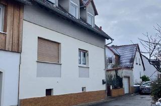 Haus kaufen in 55263 Wackernheim, Ingelheim am Rhein - Zweifamilienhaus mit Garten, Garage und Nebengeb. in Wackernheim