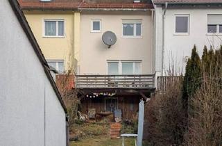 Haus kaufen in 93057 Regensburg, Regensburg - Gepflegtes Reihenmittelhaus in begehrter Lage