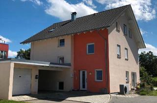 Haus kaufen in 78050 Villingen-Schwenningen, Villingen-Schwenningen - Gepflegtes Zweifamilienhaus mit Einliegerwohnung