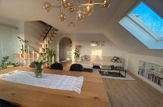 Wohnung kaufen in 72280 Dornstetten, Dornstetten - Charmante 3-Zimmer-Maisonette-Wohnung mit Balkon und Garage