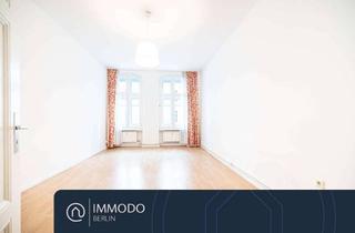 Wohnung kaufen in 10825 Schöneberg, ⭐️ Historische Altbau sucht Liebhaber - Charmante 1 Zi Whg mit 3,50m Decken & idyllischem Garten