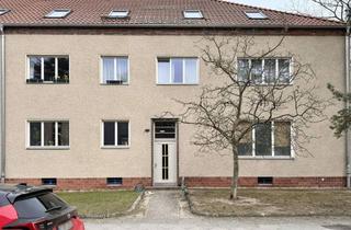 Wohnung kaufen in 12555 Köpenick, Solide Kapitalanlage – Vermietete 2-Zimmer-Altbauwohnung im Märchenviertel