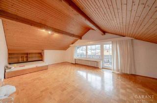 Wohnung kaufen in 83646 Wackersberg, Große 2 Zimmer-Dachgeschoss-Wohnung mit Ost- und Westbalkon in ruhiger Lage im Kreis Tölz