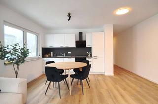 Wohnung kaufen in Hermann Voland Str. 6-8, 78126 Königsfeld, Neubauwohnung mit Südwestbalkon, Aufzug & Tiefgarage in ruhiger Innenstadtlage