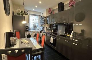 Wohnung kaufen in Stephanstraße, 50676 Altstadt-Süd, Toplage Köln-Zentrum - Attraktive 2-Zimmer-Wohnung mit Balkon