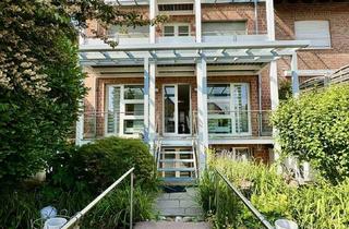 Wohnung kaufen in 41239 Hockstein, Luxus Maisonette im 2 Familienhaus! 146 qm! 2 Balkone + Garage