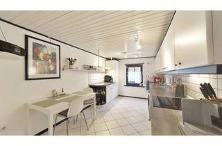 Wohnung kaufen in 38528 Adenbüttel, Fachwerkhaus mit Gartennutzung, Balkon und Garage