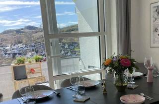 Wohnung kaufen in Im Alten Feld, 57399 Kirchhundem, Exklusive 5-Zimmer-Maisonette „Im Alten Feld“ – Großzügiges Wohnen auf zwei Ebenen | provisionsfrei