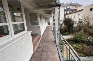 Wohnung mieten in 60489 Rödelheim, Charmante 2-Zimmer Maisonette-Wohnung im 1. OG mit Terrasse in Rödelheim