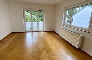 Wohnung mieten in 70565 Vaihingen, Helle 3-Zimmer-Wohnung (77 qm) im Erdgeschoss mit Terrasse – auch als 3er-WG geeignet