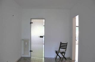 Wohnung mieten in Zwickauer Straße 26, 40627 Vennhausen, Attraktive, große Wohnung in Südlage in einem 8-Parteien-Haus