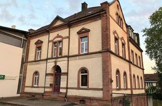 Wohnung mieten in 77933 Lahr, Große und schöne Dachgeschosswohnung in denkmalgeschützter Villa nähe der Stadtmitte!