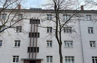 Wohnung mieten in Helmholtzstraße 68, 50825 Ehrenfeld, Erstbezug nach Modernisierung: Zentral wohnen in Köln-Ehrenfeld