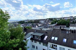 Wohnung mieten in Markusstraße 13, 42277 Wuppertal, S u p e r Dachgeschoß Wohnung an der Trasse