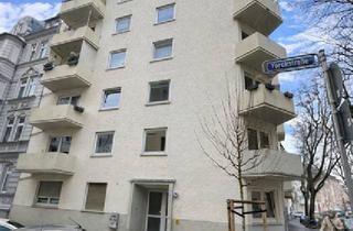 Wohnung mieten in Yorckstrasse 24, 65185 Wiesbaden, Renovierte & helle 2-Zimmerwohnung mit Balkon und Fahrstuhl in der Mitte Wiesbadens!