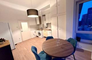 Wohnung mieten in 40219 Unterbilk, Möblierte Wohnung im Medienhafen zu vermieten