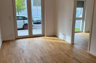 Wohnung mieten in Bahnhofstraße 61b, 12555 Köpenick, Kleine 2-Zimmer-Wohnung mit Terrasse, Einbauküche und Duschbad.