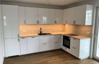 Wohnung mieten in Lehrhöfer Heide 12a, 63457 Hanau, 2-Zimmer, EG, Garten, Neuwertig, inkl EBK., TG-Stellplatz