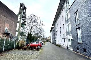 Wohnung mieten in 45770 Marl, Stilvolles Dachgeschoss mit 2 Balkonen, Einbauküche und TG-Stellplatz in super Lage!