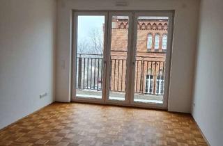 Wohnung mieten in Rathenower Str 13, 10559 Tiergarten, 2 Zimmer Wohnung am Park mit Balkon