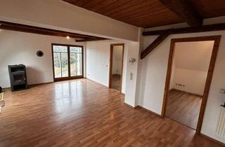 Wohnung mieten in Martinstraße 64, 09244 Lichtenau, 3Zi-DG-Whg im 4-Seitenhof (Ranch) mit Kamin & Garten