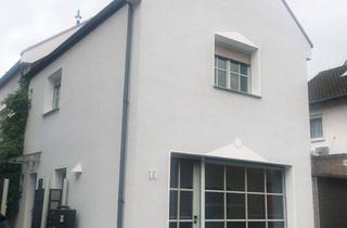 Wohnung mieten in Wiesenstraße 11 A, 68519 Viernheim, Viernheim: Schöne und modern möblierte 3 1/2 Zi-Whg., 70 qm Wfl.!